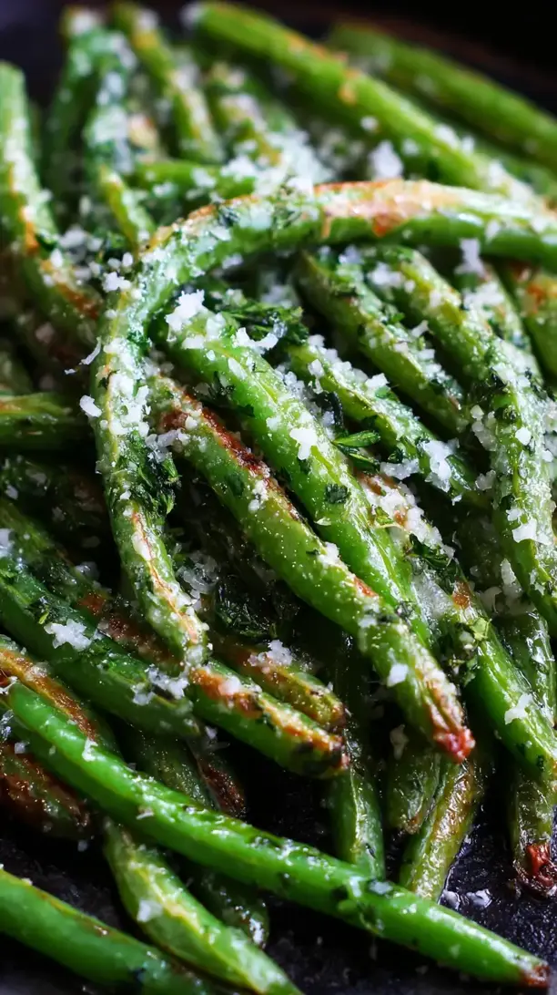 Garlic Parmesan Roasted Green Beans