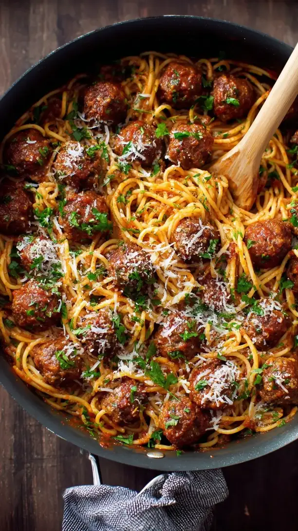 One Pot Spaghetti and Meatballs