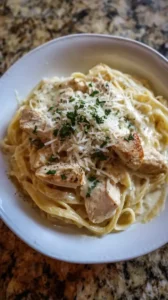 Slow Cooker Chicken Alfredo