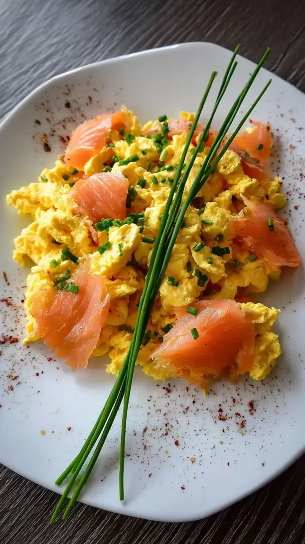 Smoked Salmon Scrambled Eggs